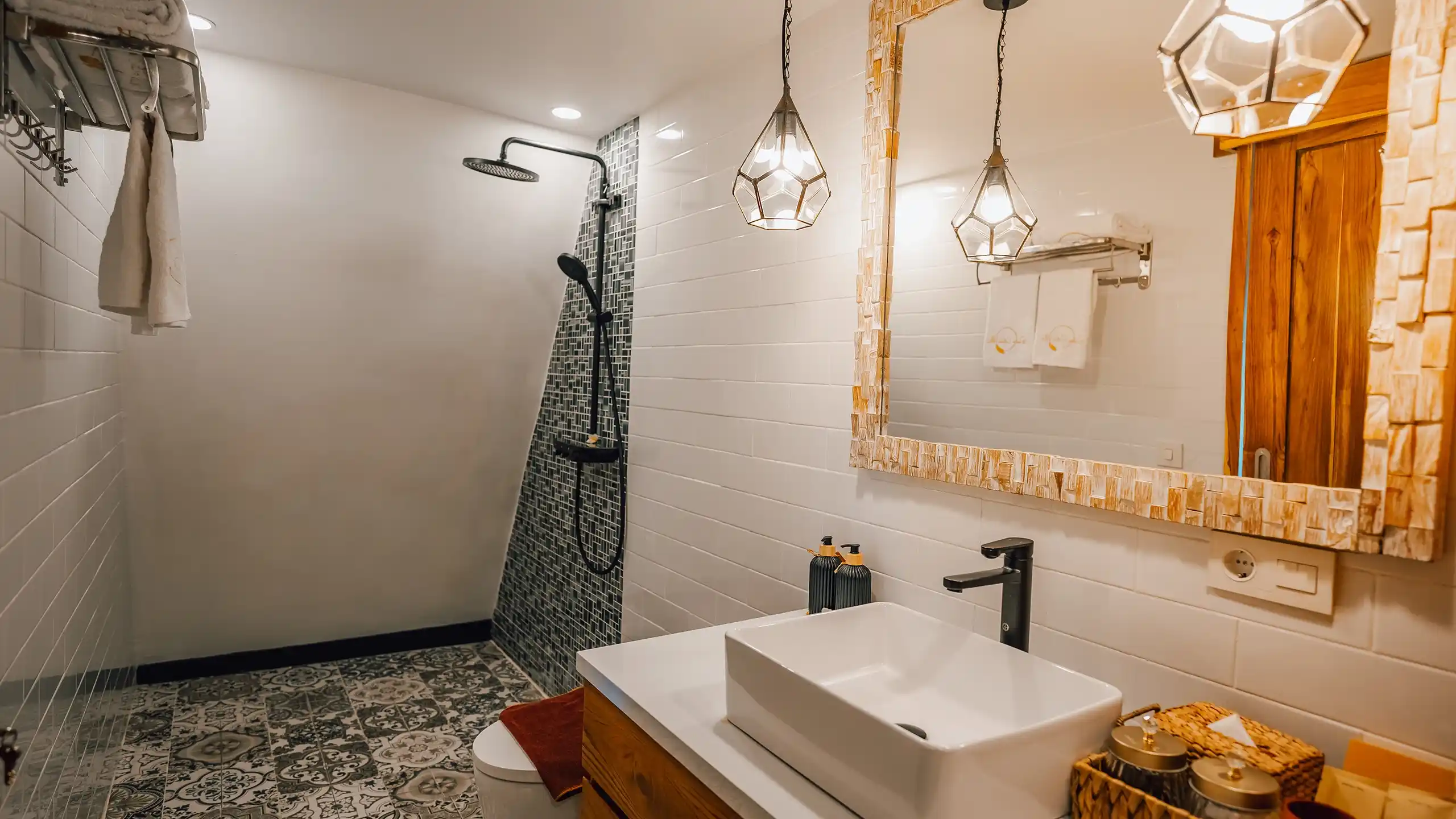 Luxury Bathroom Dreamcatcher