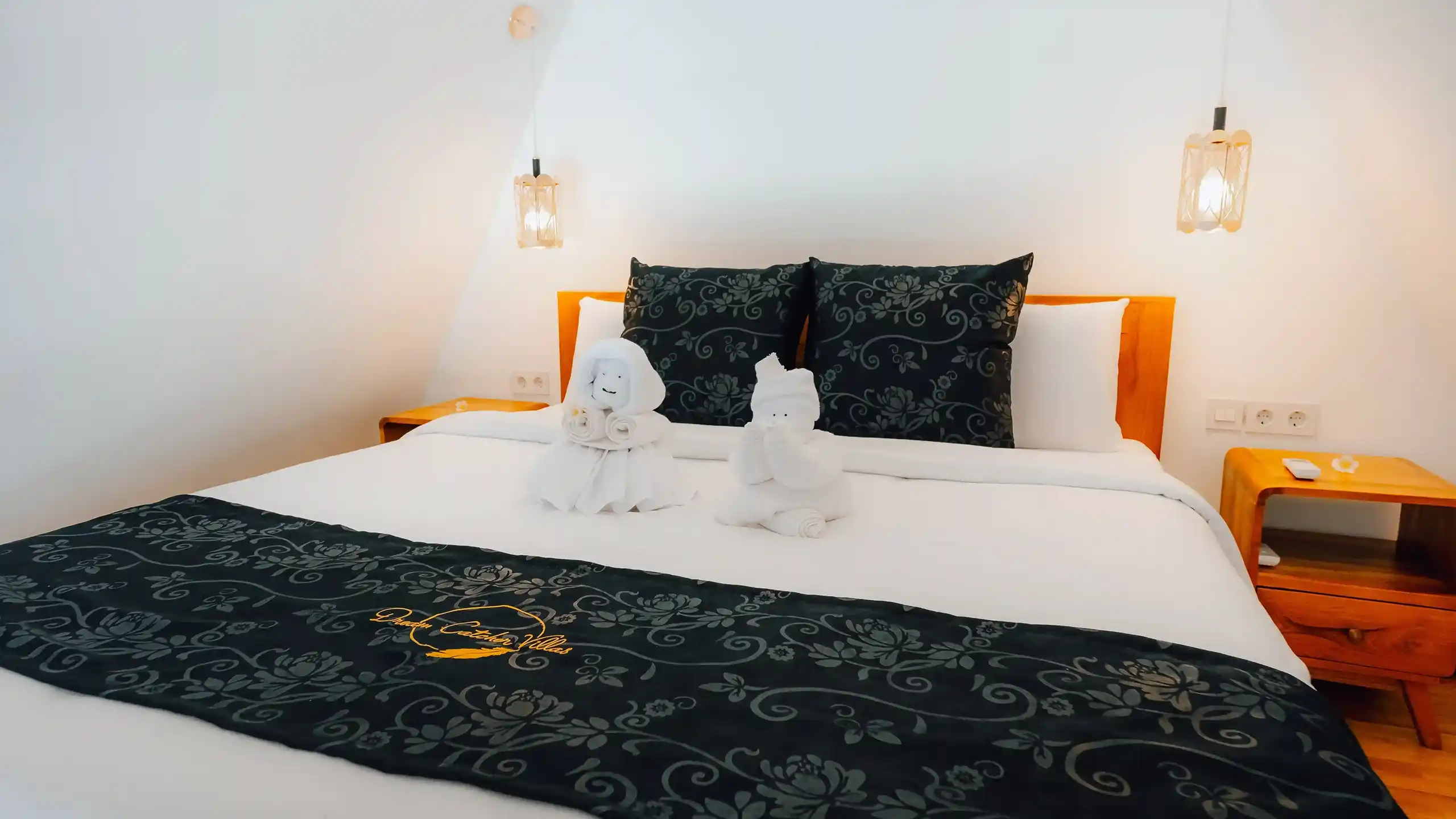 Luxury Bedroom Dream Catcher Villas
